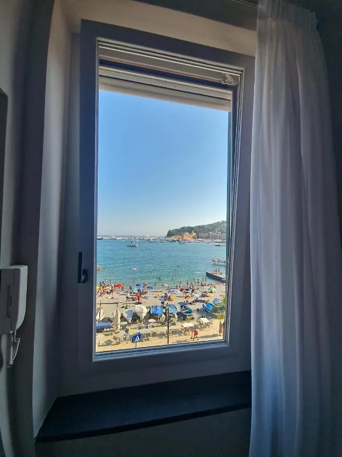 Apartment Un Tuffo Nel Mare By Portofinovacanze Santa Margherita Ligure